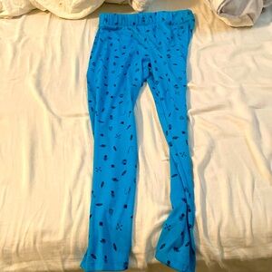 Sporty pajama bottom!